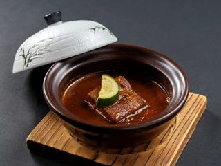 夕食：心ばかり「ビーフシチュー」 <br>※心ばかりの品よりお選びいただきます。